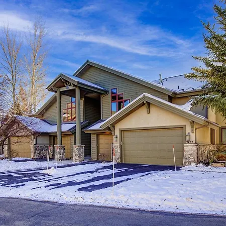 Villa Park Meadows Retreat